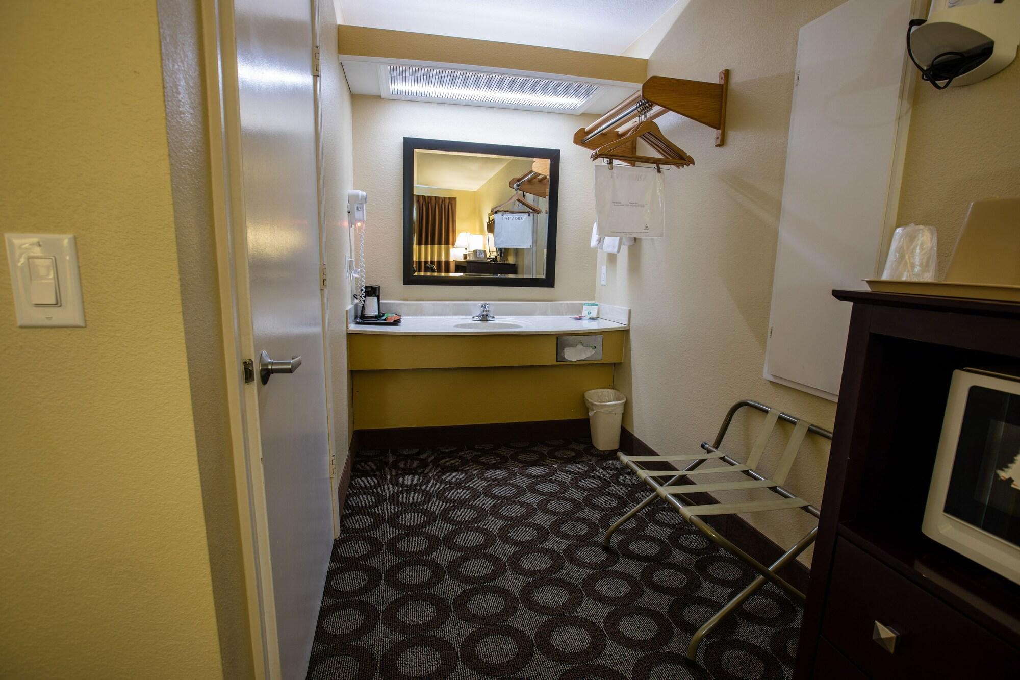 Relax Inn And Suites Kuttawa Esterno foto