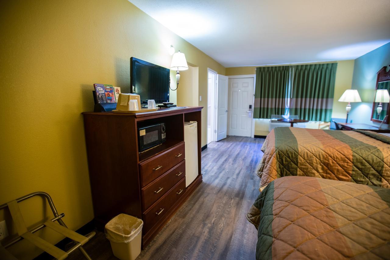 Relax Inn And Suites Kuttawa Esterno foto