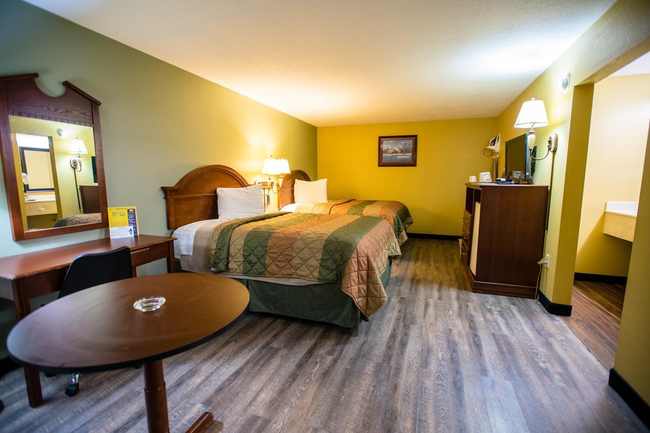 Relax Inn And Suites Kuttawa Esterno foto