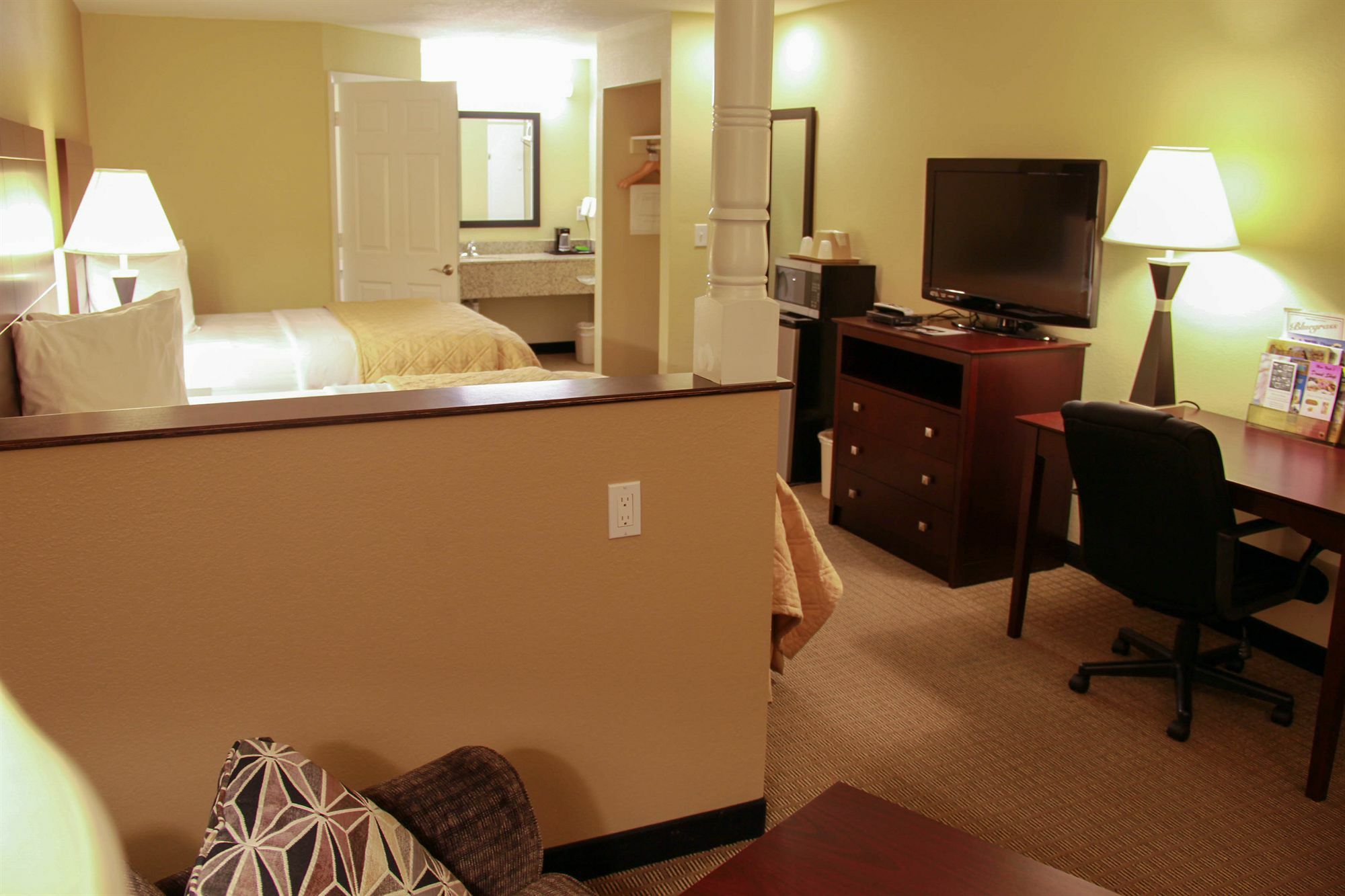 Relax Inn And Suites Kuttawa Esterno foto